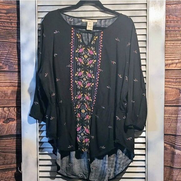 American Rag 2X Floral Blouse - Picture 7 of 12